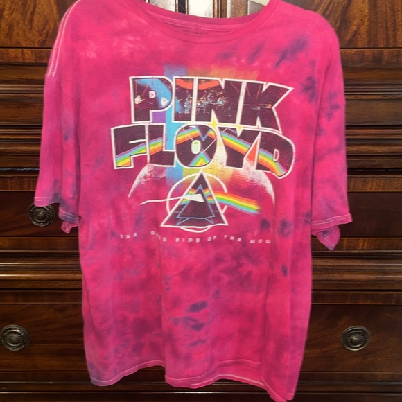 Pink Floyd Tops - vintage womens Pink Floyd- Dark Side of the moon- hot pink tye dye xl womens t